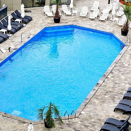 Soleil In Alezzi And Pools Daire *